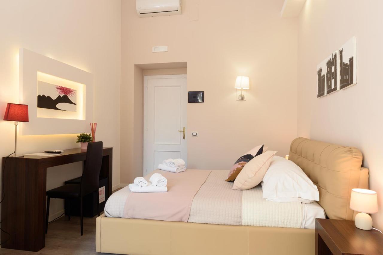 나폴리 Domus Angioina B&B 외부 사진