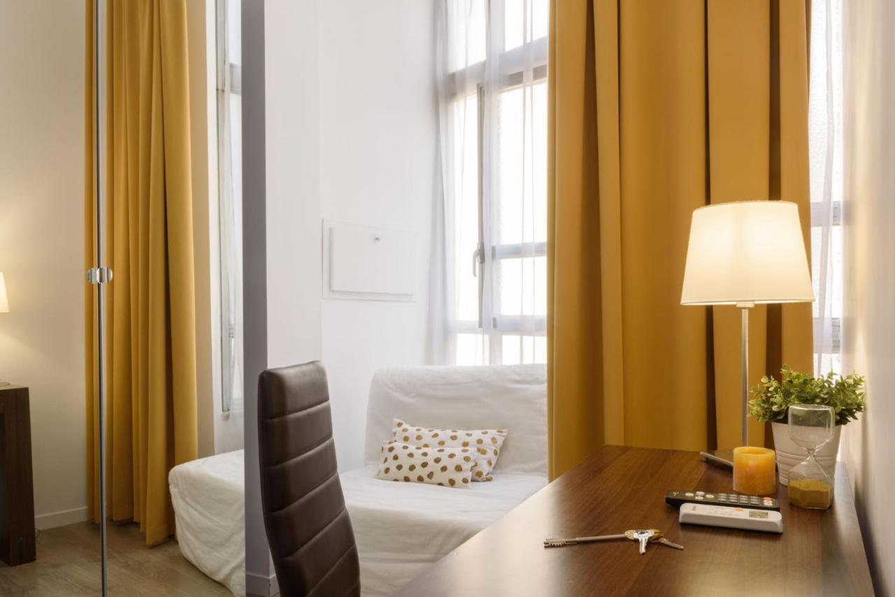 나폴리 Domus Angioina B&B 외부 사진