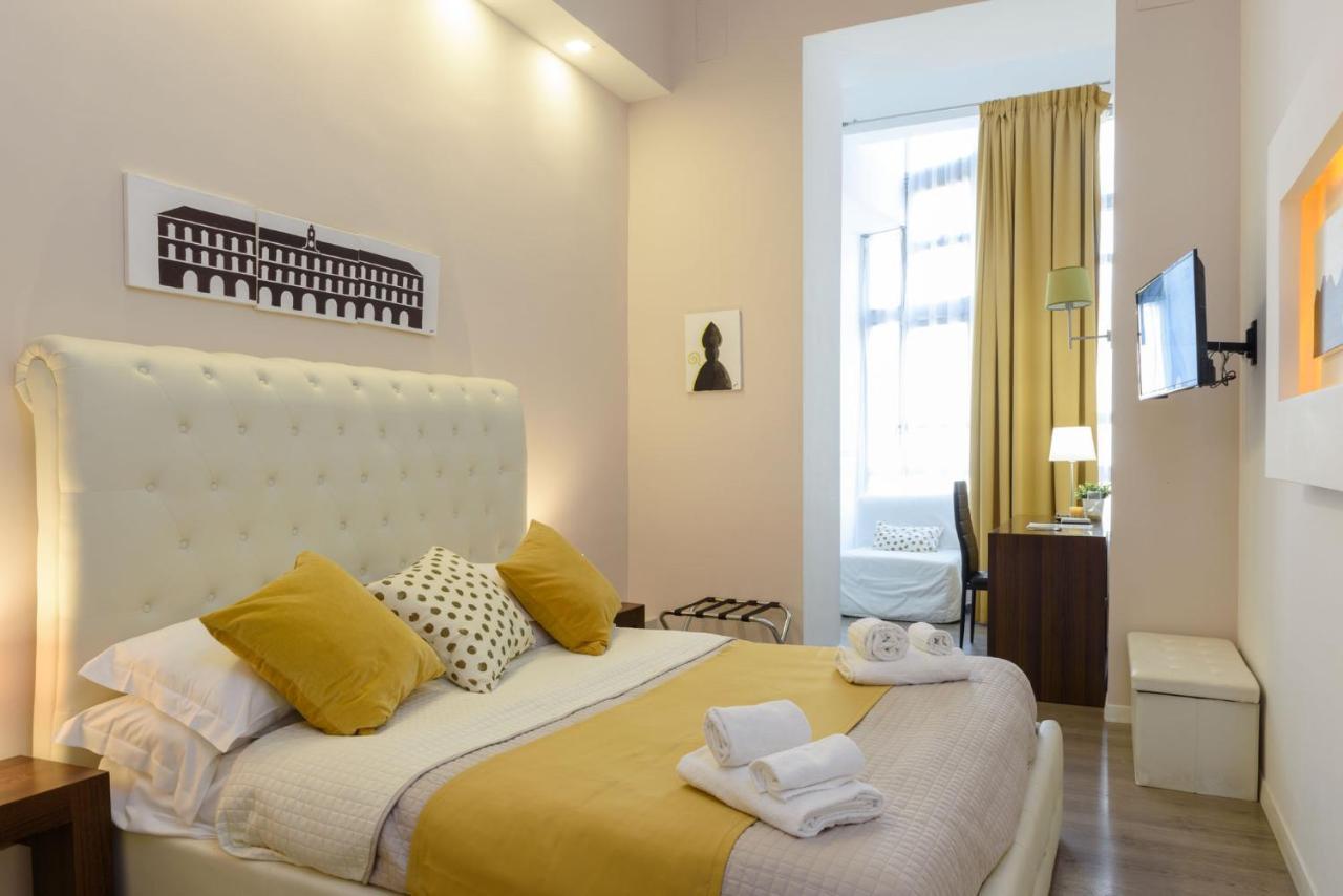 나폴리 Domus Angioina B&B 외부 사진